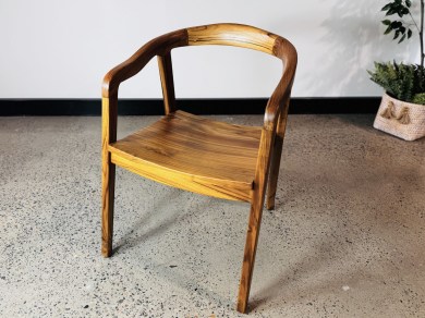 Julio Chair 1